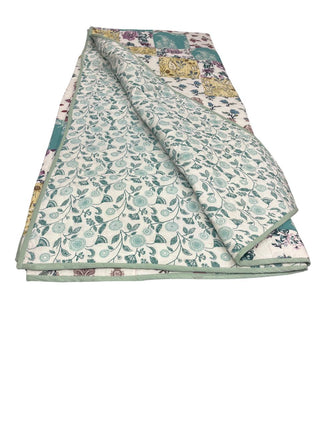 Vintage Floral Patchwork & Botanical Print: Reversible Cotton Queen Size Quilt