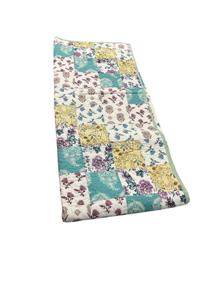 Vintage Floral Patchwork & Botanical Print: Reversible Cotton Queen Size Quilt