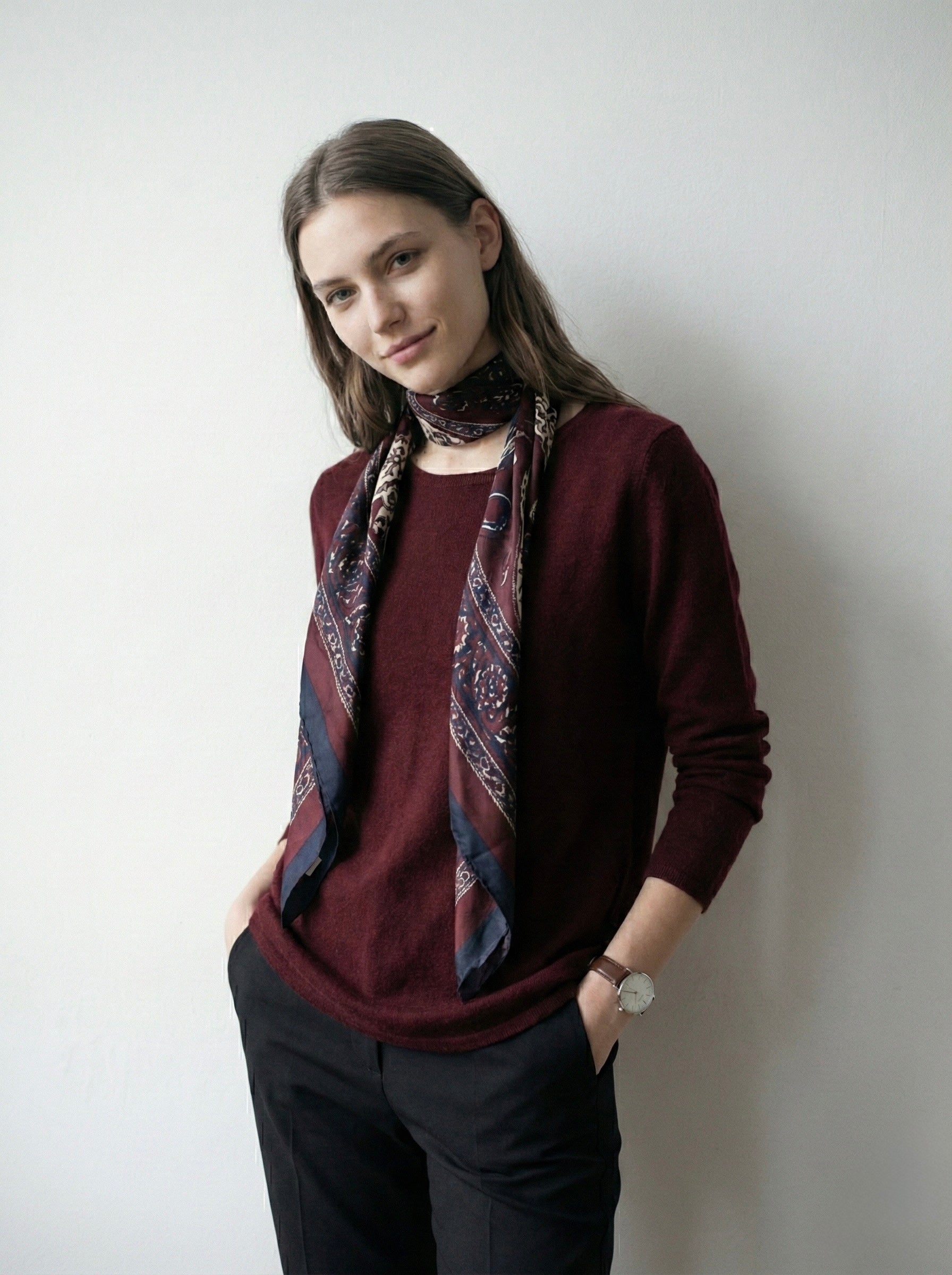 The Italian Soft Scoop Neck Sweater- Burgundy