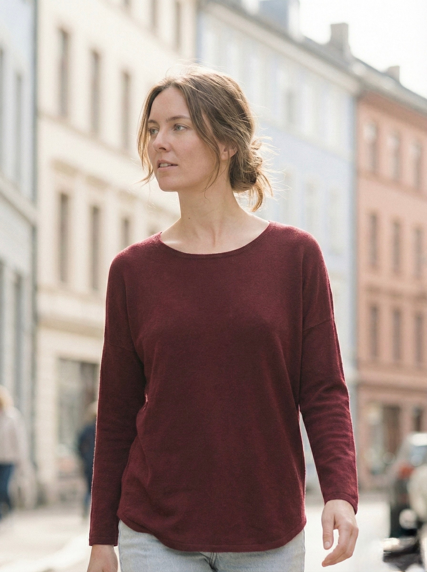 The Italian Soft Scoop Neck Sweater- Burgundy