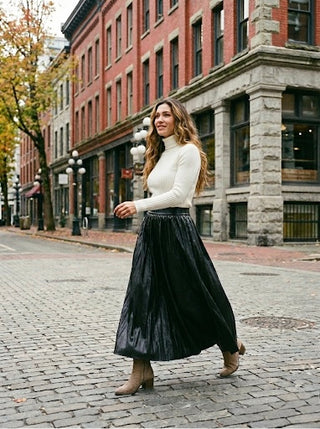 The Midnight Onyx Faux-Leather Pleated Skirt