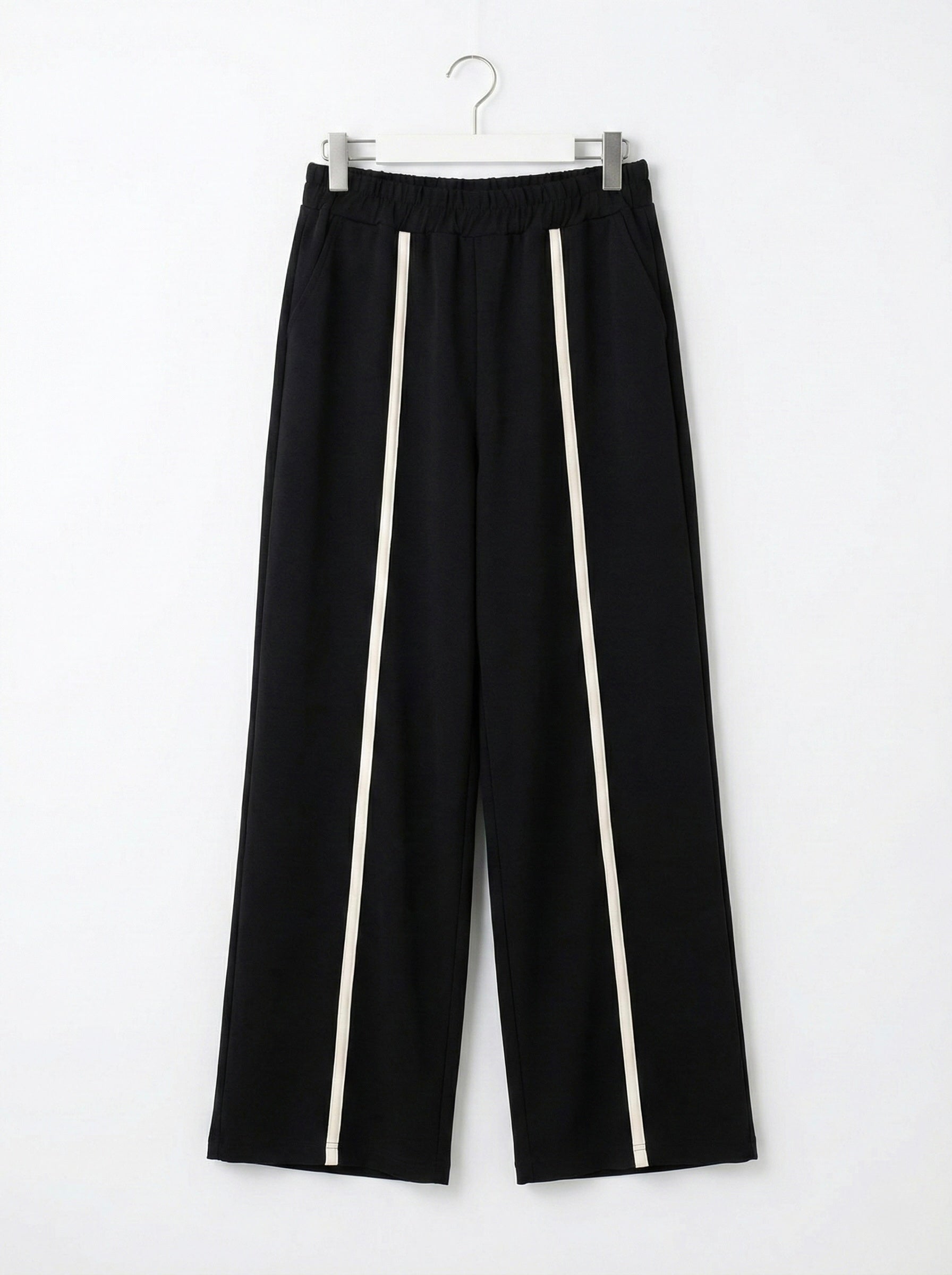 The Milano Contrast-Stripe Lounge Set- Black