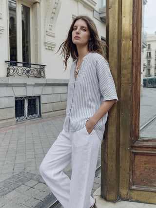 THE STRIPED RESORT SHIRT- CHAMBRAY BLUE