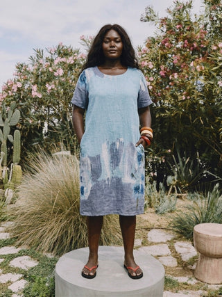 Isabella Italian Linen Art-Print Tunic- serene sky blue.