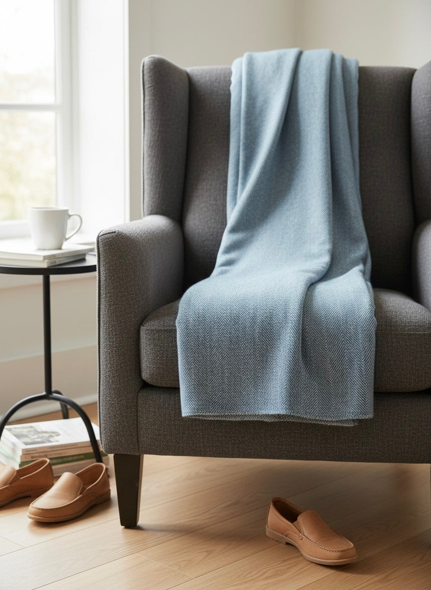 The Serenity Cashmere Blend Throw- Blue