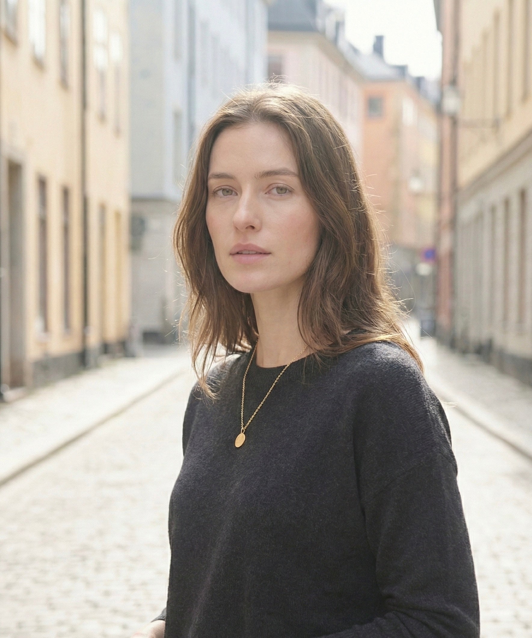 The Italian Soft Scoop Neck Sweater- Black