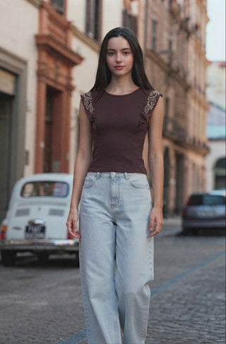 Embroidered Ruffle-Sleeve Ribbed Top- Burgundy