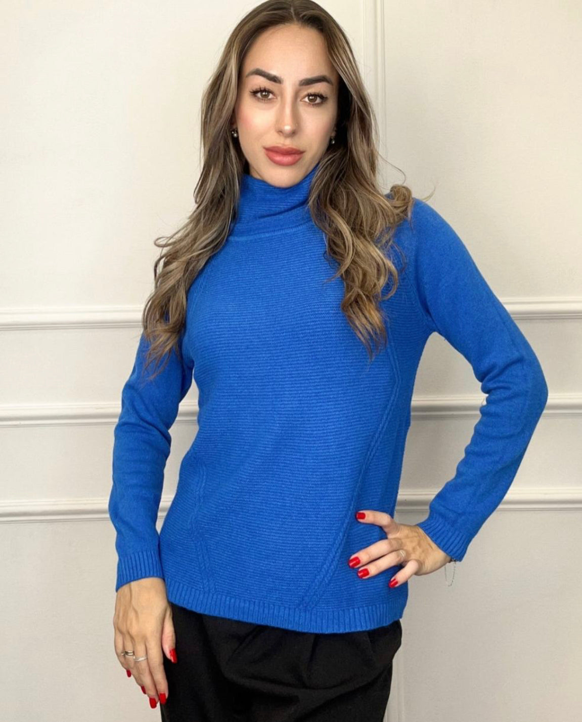 Lilly Knitted Turtleneck