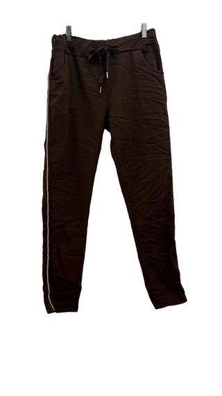 Kyla Comfy joggers with rhinestone on leg