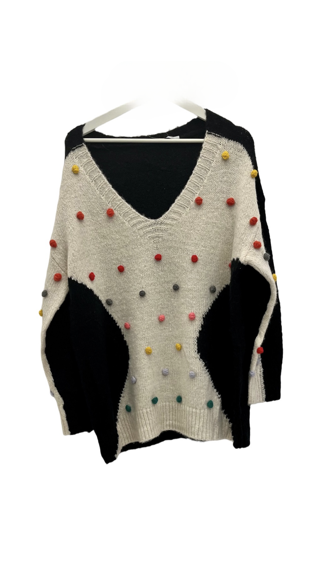 Loretta V-Neck little balls detailed